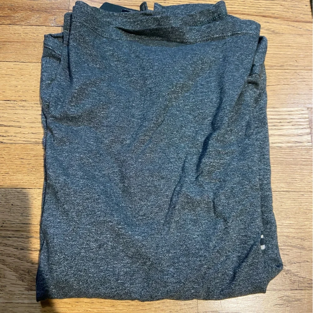 Men’s Banana Republic polo shirt - Picture 3 of 3